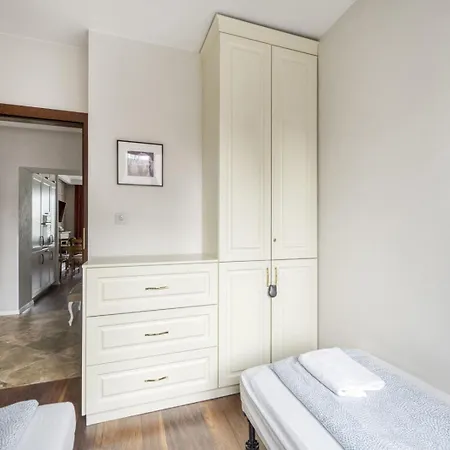 Labo Dzielna Apartman
