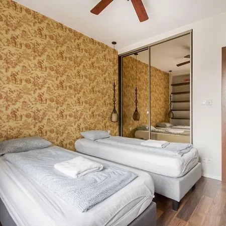 Apartment Labo Dzielna *