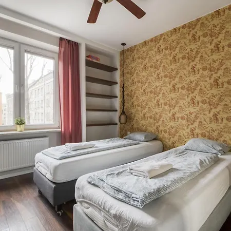 Labo Dzielna Apartment *